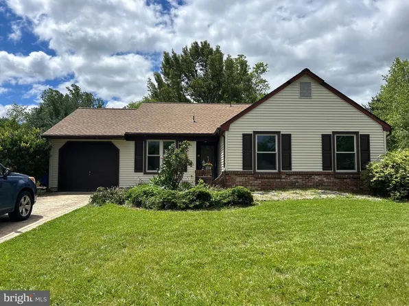 23 Lawrence Ln, Westampton, NJ 08060