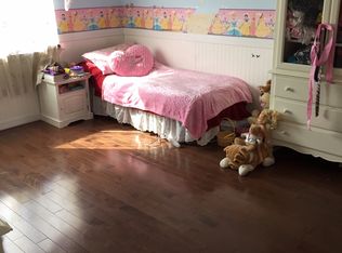 22 Krissa Ct, Staten Island, NY 10312