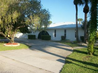 129 SW 54th Ter, Cape Coral, FL 33914