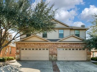 365 Orbit Dr, Lavon, TX 75166