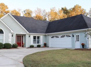 385 Pendleton Trl, Tyrone, GA 30290
