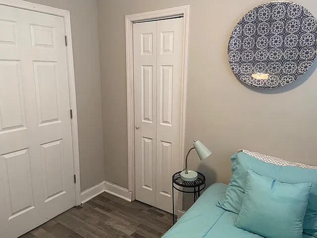 2 bed, 631 sqft, $1,300 — Photo 2