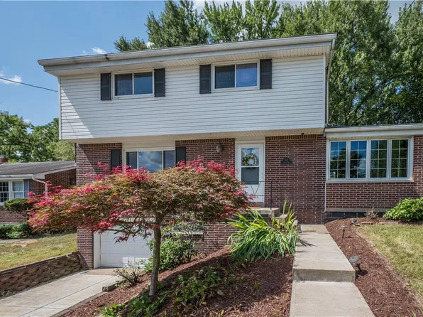 103 Cristie Dr, Verona, PA 15147