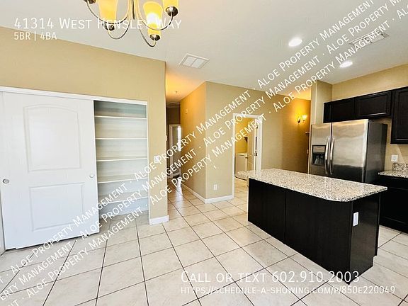 4th image of 41314 W Hensley Way