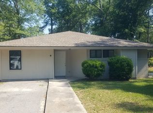 4 Lakeland Ct, Valdosta, GA 31602