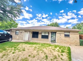 610 Gemini Ct, Arlington, TX 76011