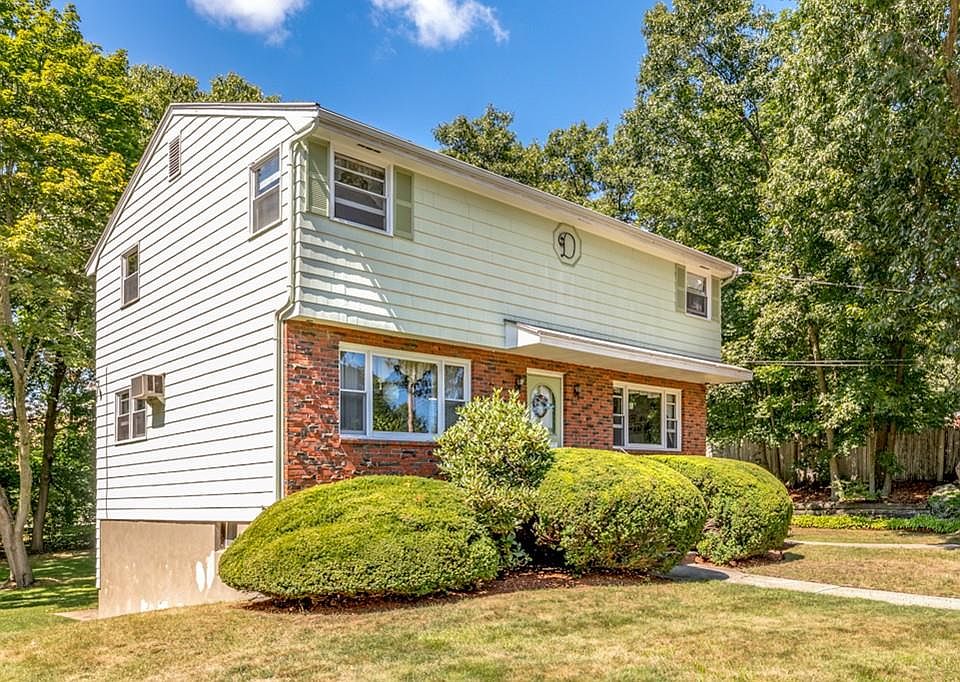 9 Gigante Dr, Stoneham, MA 02180 Zillow