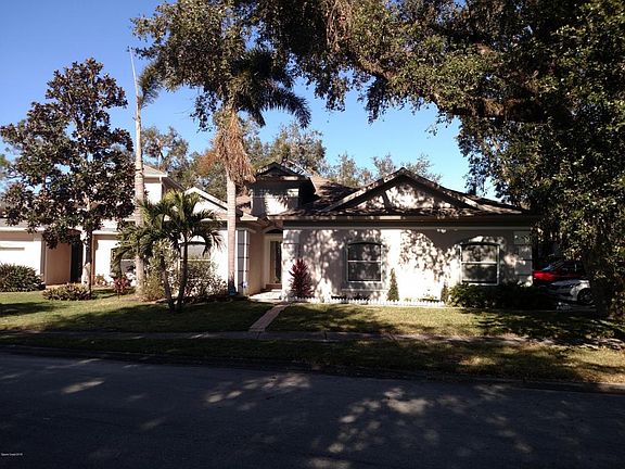 3rd image of 2735 Village Ln