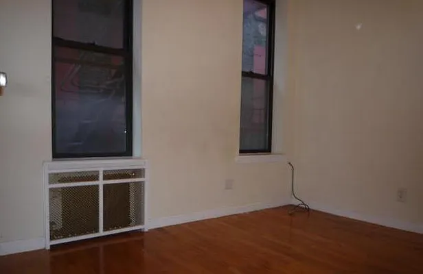 Rented by Jason Rosenberg, LREB | media 11