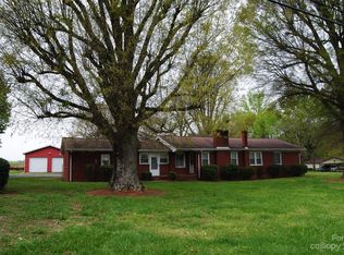 1192 Coddle Creek Rd, Mooresville, NC 28115