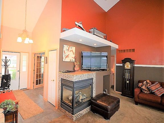 4th image of 9126 E Windsor Dr
