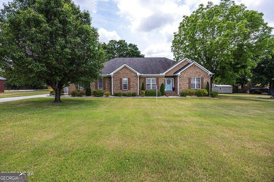 1st image of 411 Dixieland Dr