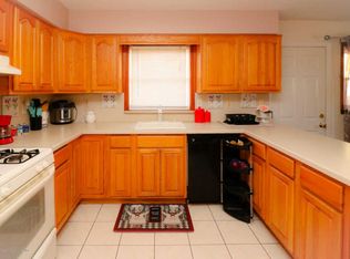 1 Spruce Rd, Howell, NJ 07731