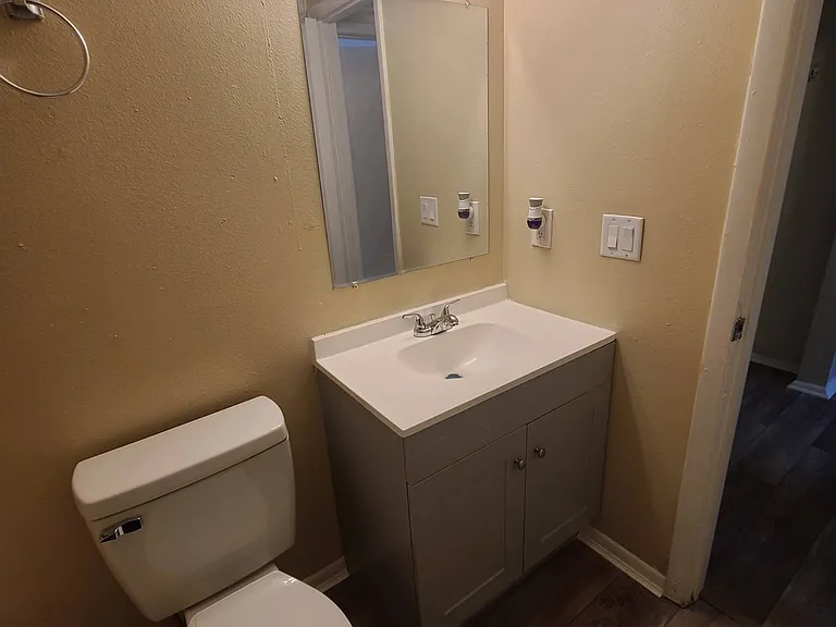 222 Thorntree Pl — Photo 12
