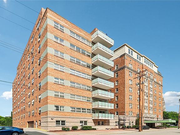 3rd image of 144 N Dithridge St APT 307