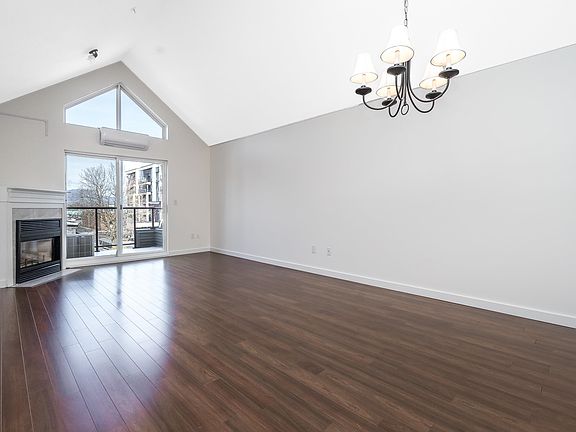 5th image of 45520 Knight Rd #401