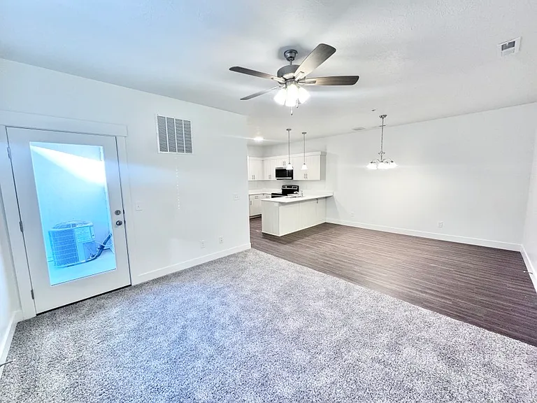 4655 S Alder Dr #1-H201 — Photo 3