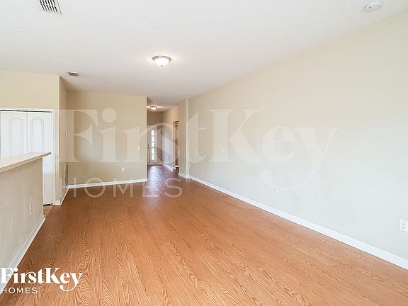 4th image of 9278 Caracara Dr