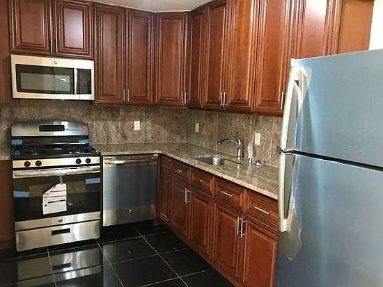 1st image of 90-34 171st St #4R