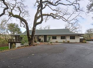 310 Family Farm Dr, Woodside, CA 94062