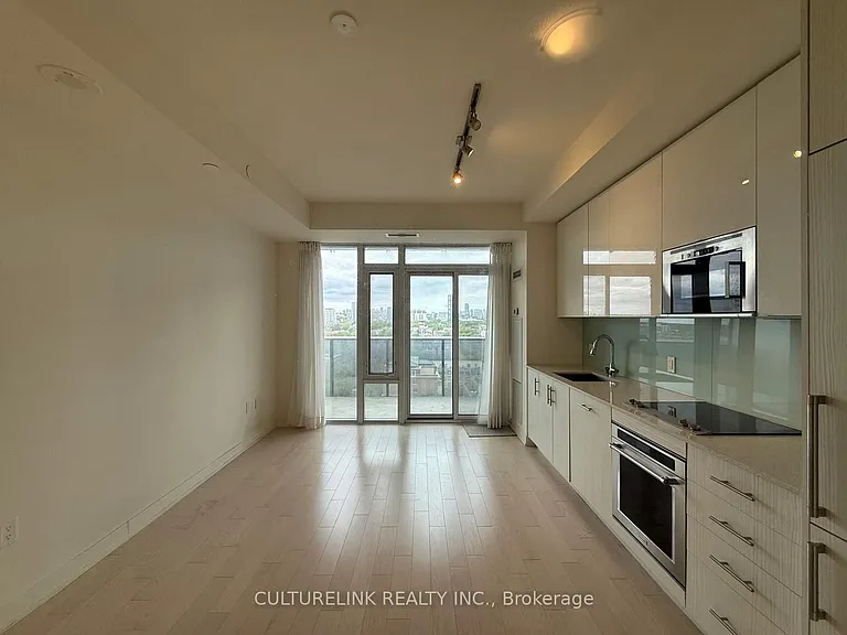 330 Richmond St W #1607 — Photo 3