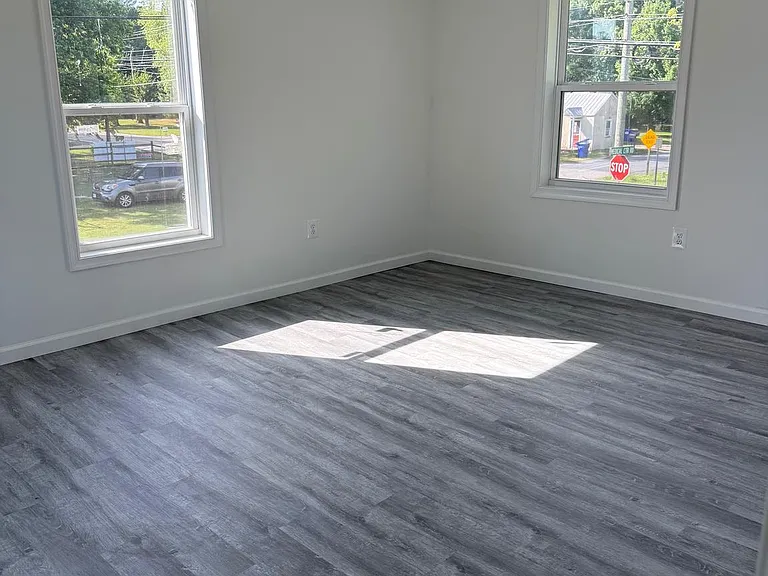 3809 Main St — Photo 6
