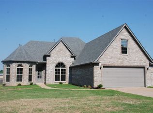 150 Breezy Loop, Oakland, TN 38060