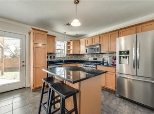 2006 S Franklin St, Dallas, TX 75211