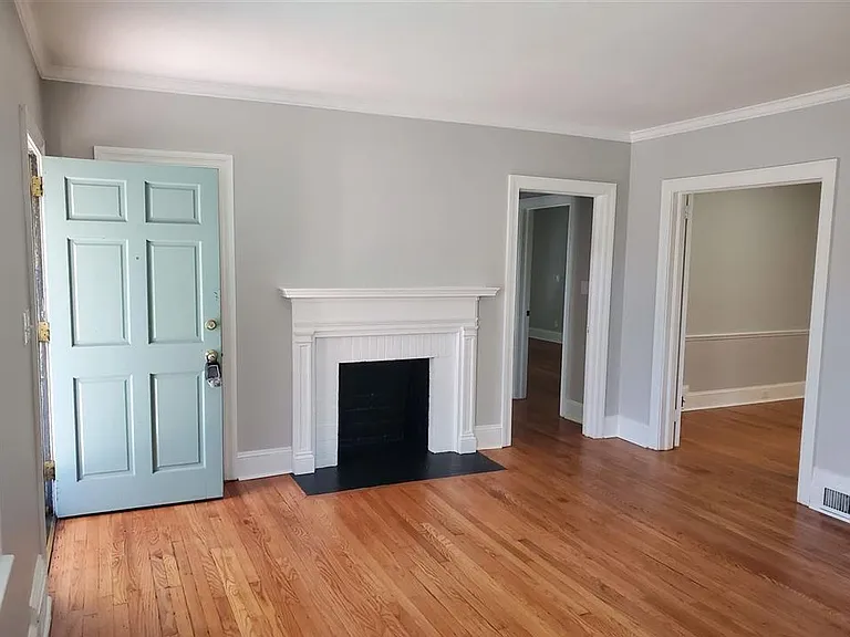 516 Kirby St #A — Photo 3