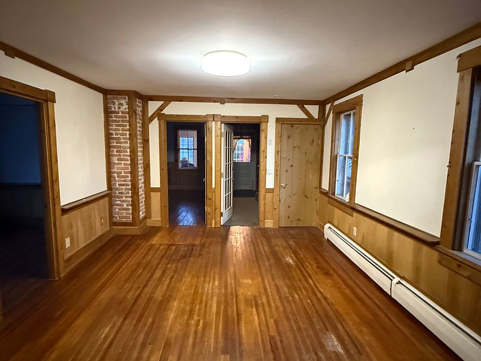 1st image of 54 East St #1