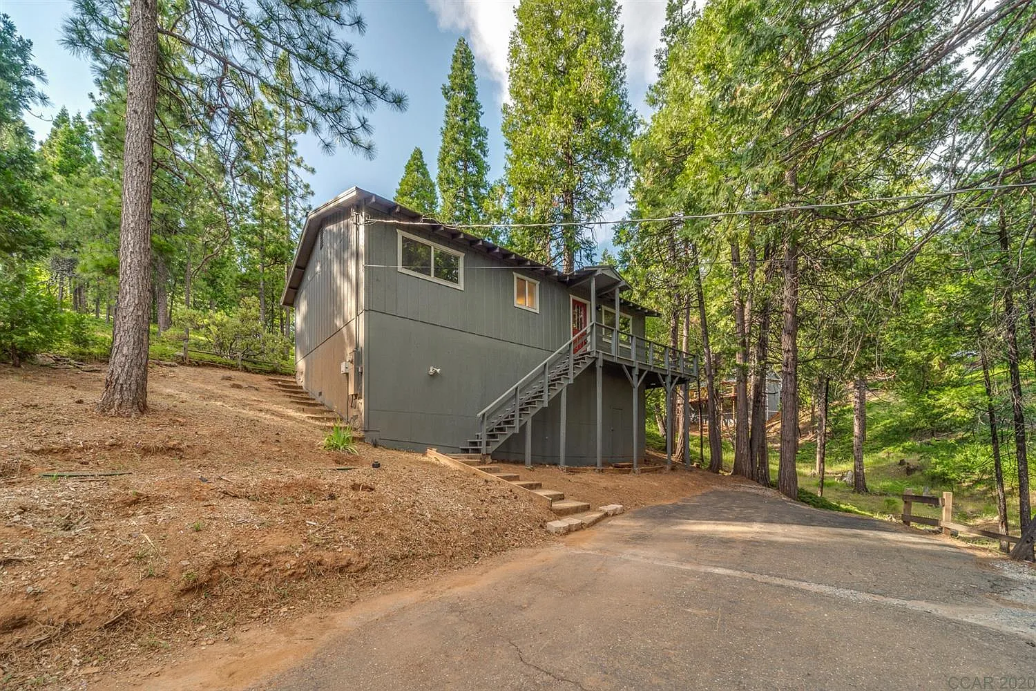 2214 Patricia Ln photo 1