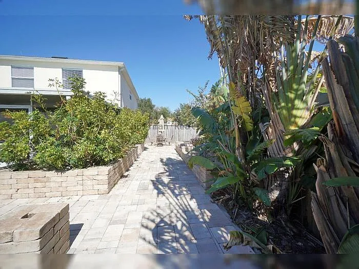10905 Capstan Lake Dr — Photo 36