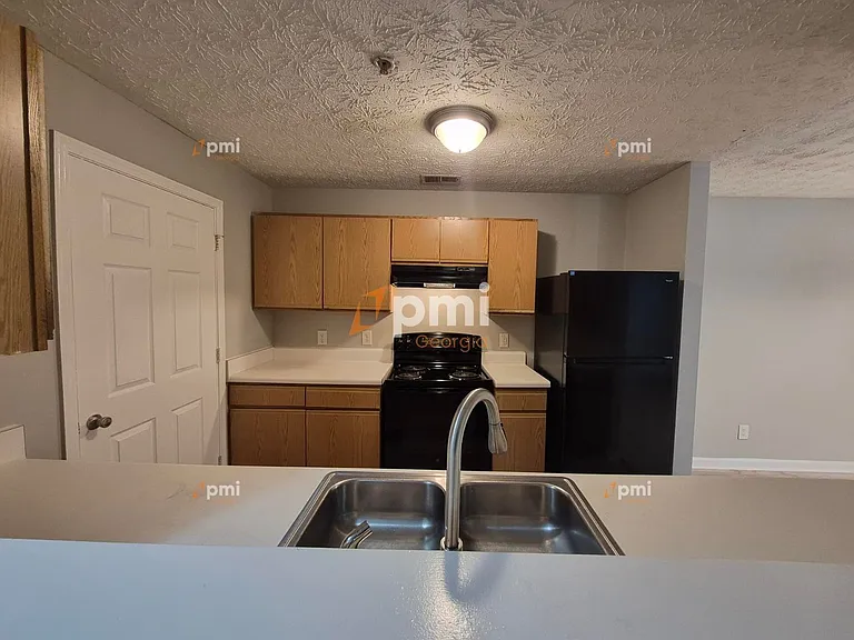 2204 Fairington Village Dr — Photo 2