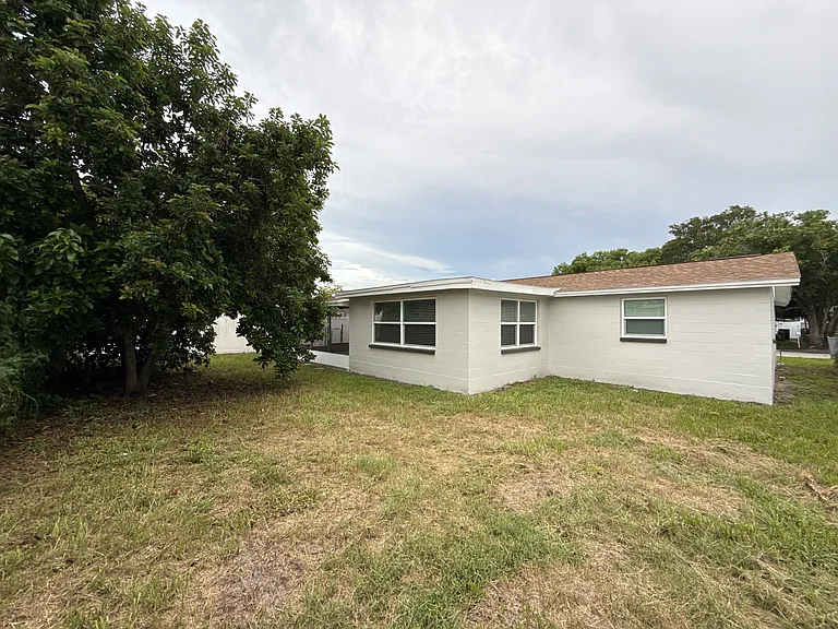 7105 Mayfield Dr — Photo 23