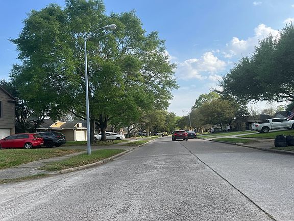 4th image of 7118 Pine Bower Ct