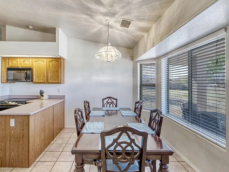 2601 E Suma Dr — Photo 8