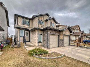 229 Luxstone Way SW, Airdrie, AB T4B3C1
