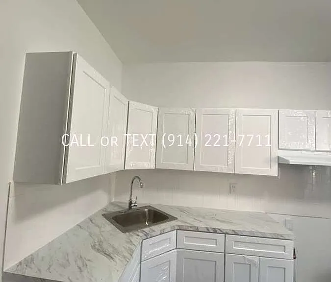 53 Maple St #1 — Photo 2