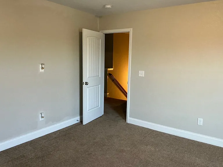 113 Darby Dr — Photo 25