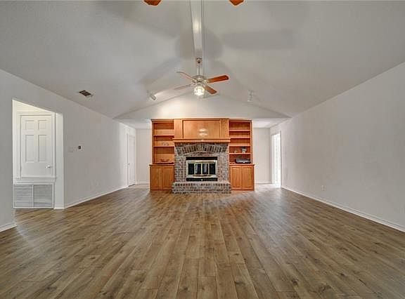 2nd image of 107 Tallstar Dr