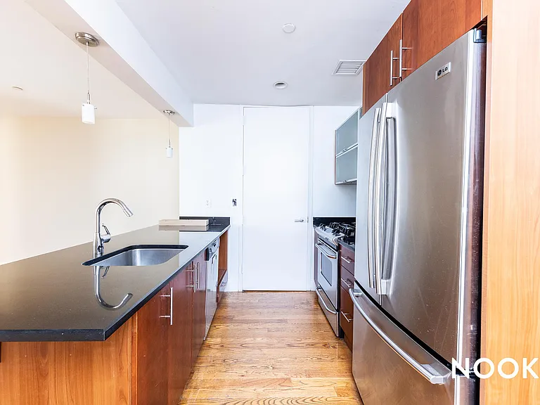756 Myrtle Ave #5B — Photo 7