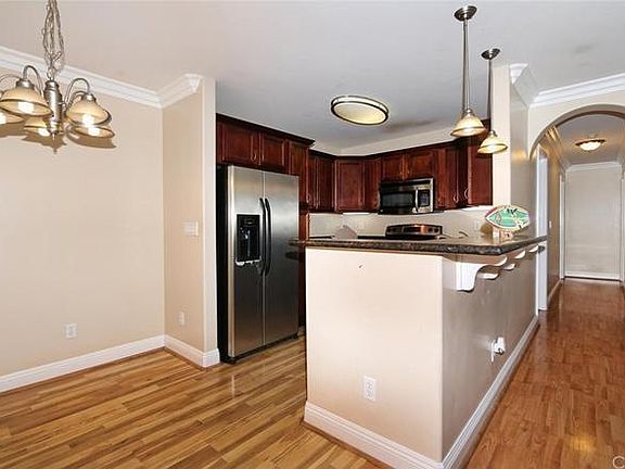2nd image of 506 Canyon Dr Unit 12