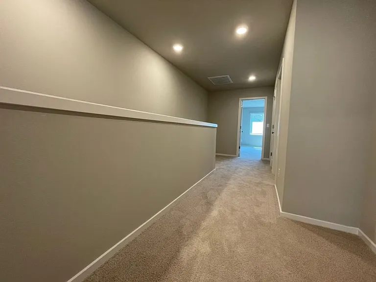 15668 NW Linder St — Photo 20