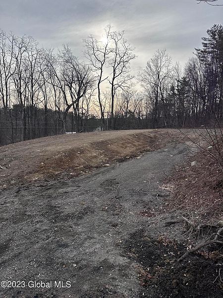 3rd image of L14 Kennedy Drive