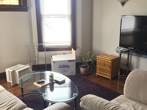 3rd image of 598 Palisade Ave #4