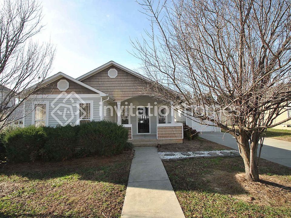 1st image of 1807 Chantilly Ln