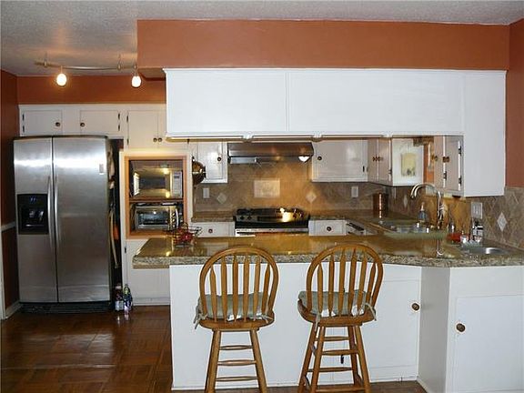 5th image of 4310 Ashville Dr