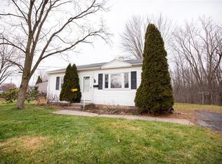 29 Seneca Manor Dr, Seneca Falls, NY 13148