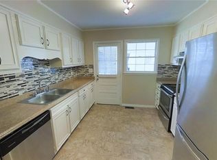 206 Capistrano Dr, Winston Salem, NC 27103