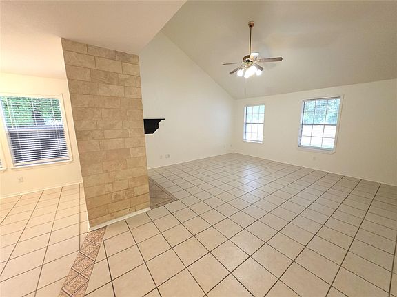 4th image of 1600 Hollow Tree Blvd